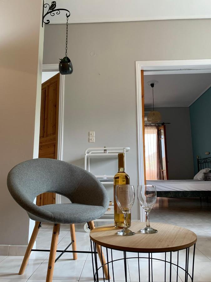 Katerinas Inn Apartments Keri Exteriör bild